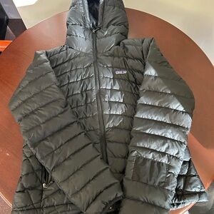Patagonia Black puffer jacket